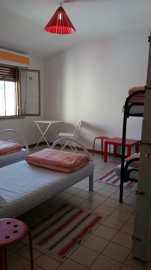 Hostel Easy פיזה מראה חיצוני תמונה